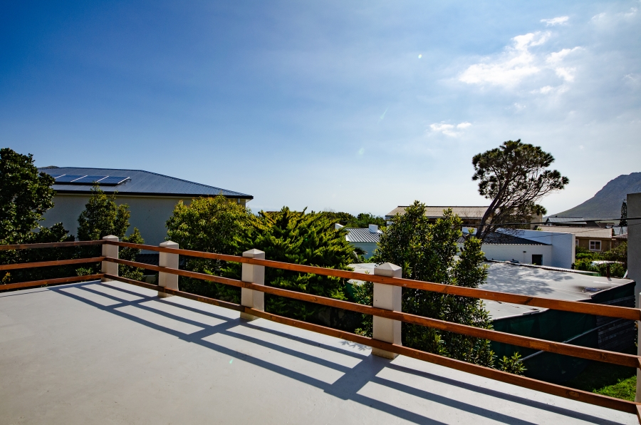 4 Bedroom Property for Sale in Pringle Bay Western Cape